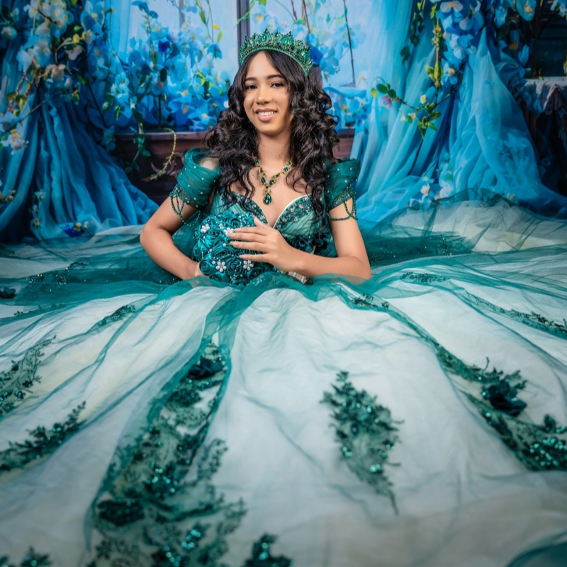 Green Quinceanera Dresses Off Shoulder Ball Gown Sweet 16 Dress Applique Lace Beads Tull Corset Birthday Party Vestidos 15 De Anos