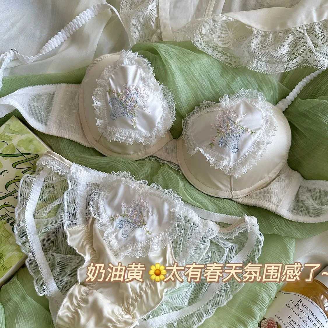 Push Up Bra for Small Chest Sweet Tone Petite Anti Sagging Underwire Set er Soft Thin Close Fitting Lace Women Bra UnderwearXJ251106