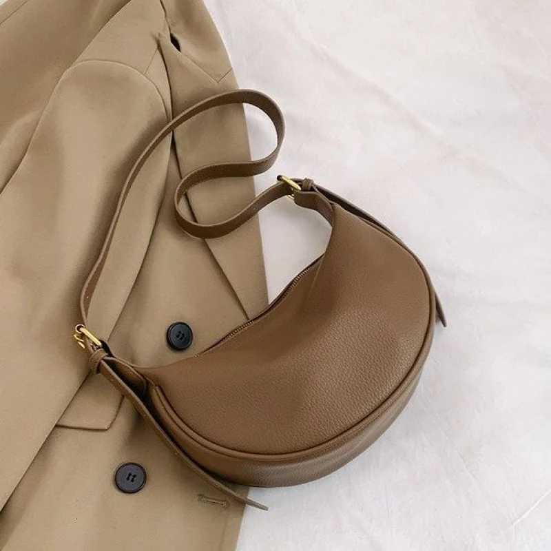 2025 New High-end Ladies Leather Crossbody Bag Luxury Brand Famous Designer Simple ParisW251106