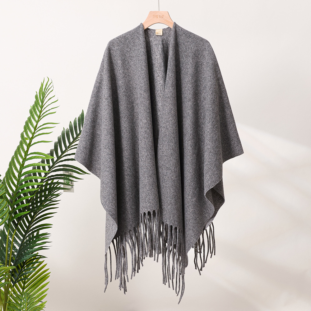 K323 High-grade pure color outer wear thickened wool split large shawl women's cape cloak winter warm shoulder neck guard