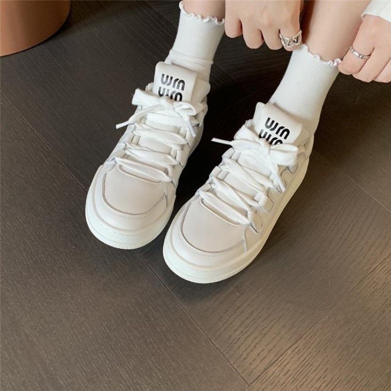 designer shoes 2025 new Women's flat-soled, thin breathable, niche small white shoes