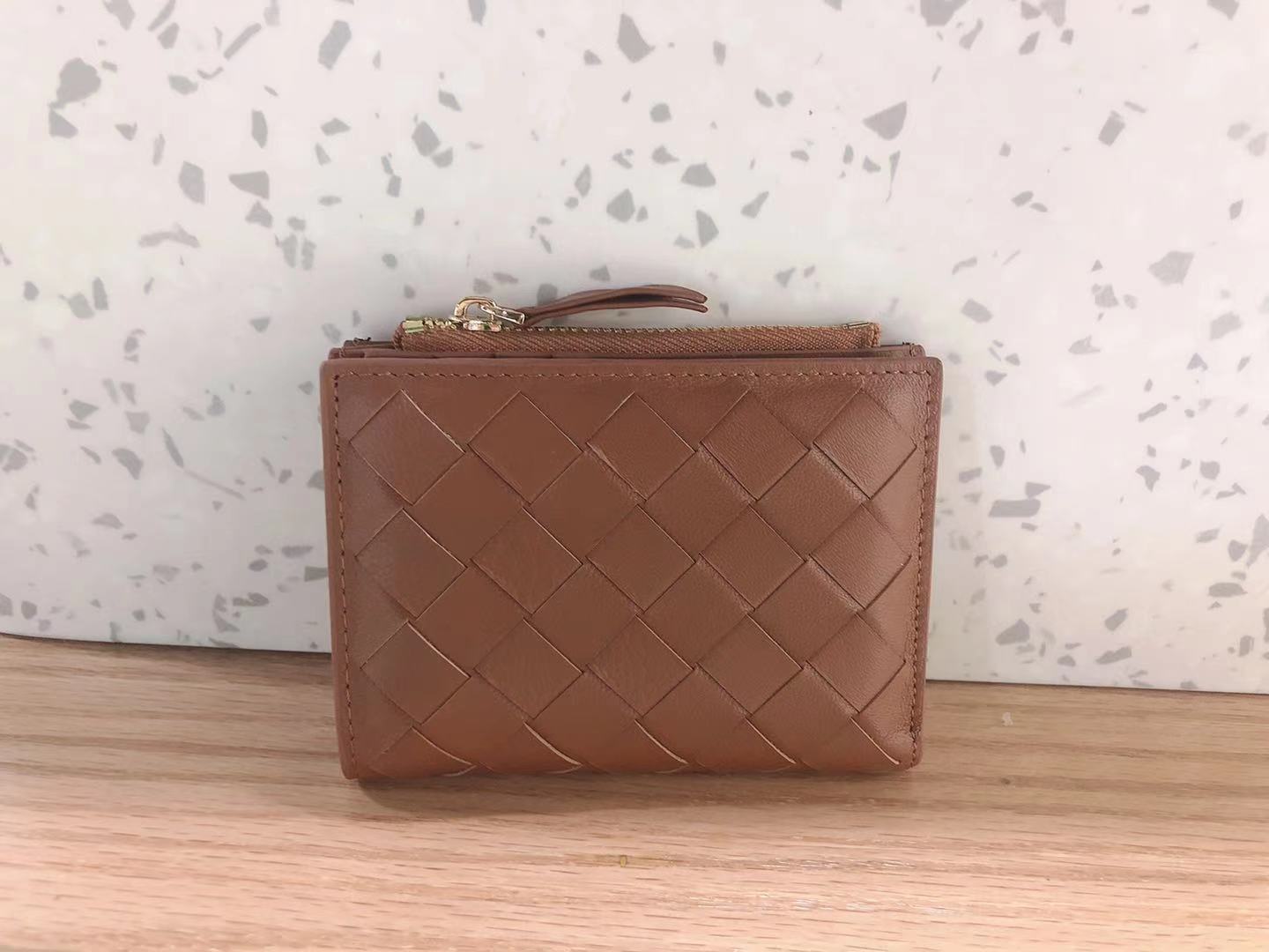 2025 new Fashion short women's wallet sheepskin hand-woven short clip multi-card slot genuine leather card holder wallet for women