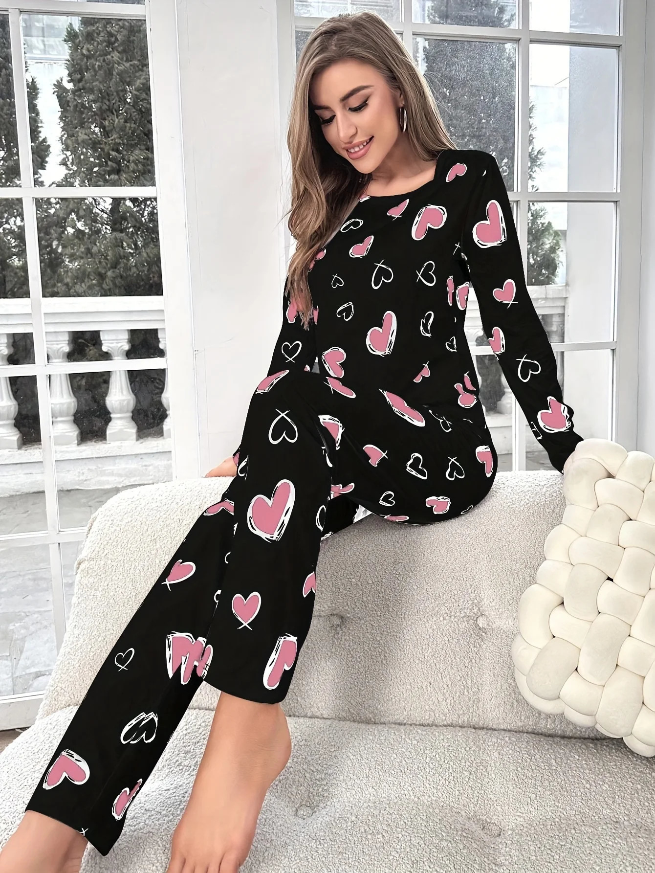 Womens pajamas suit long-sleeved shirt trousers pajamas two-piece soft home clothes autumn pajamas heart-shaped printed pajamas 250402