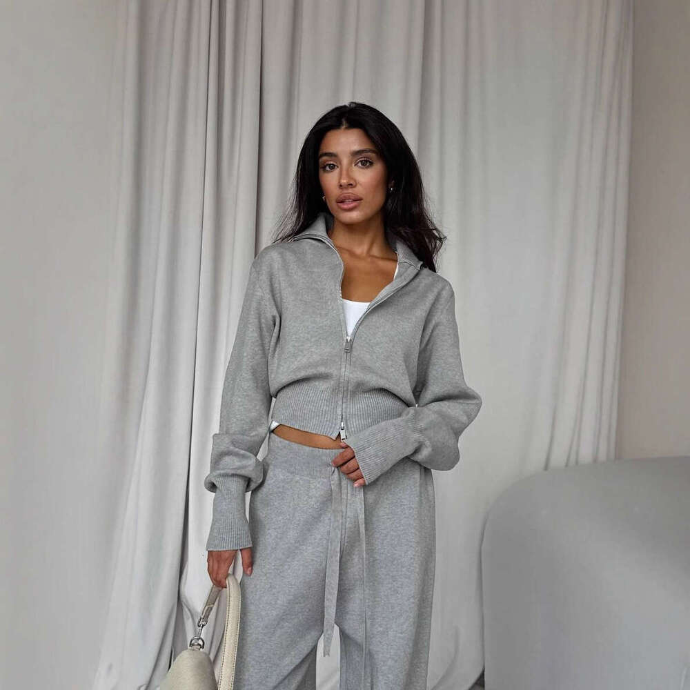 2025 Autumn New Solid Color Inner Knitted Two-Piece Set High-End Casual Elegant Straight-Leg Suit for Women Outerwear
