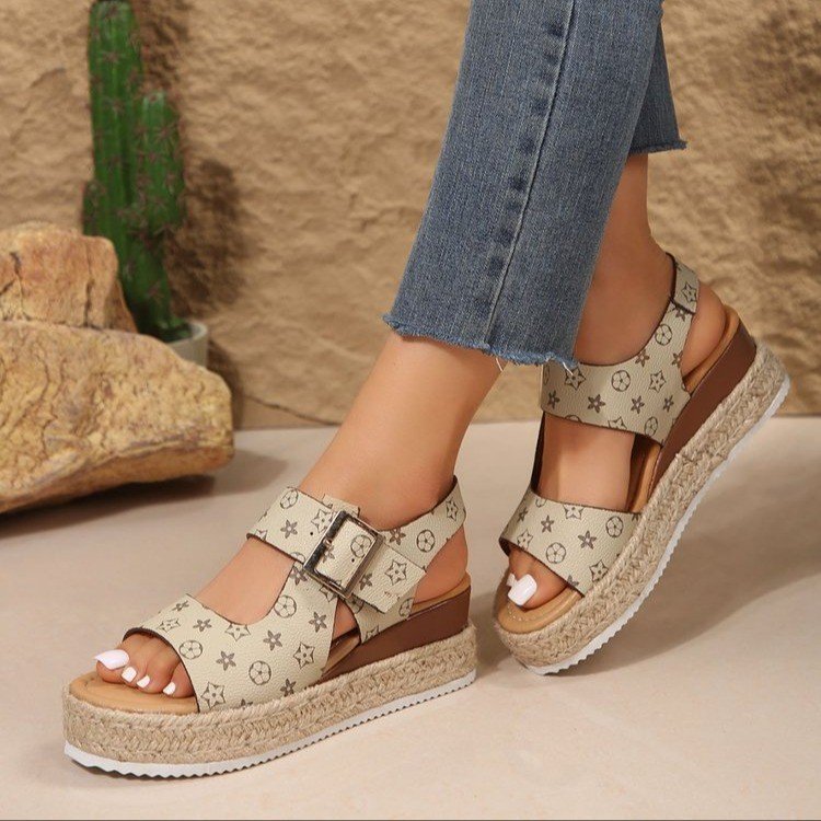 designer shoes 2025 Large size one-strap buckle mid-heel 3-5cm rubber open-toe platform sole
