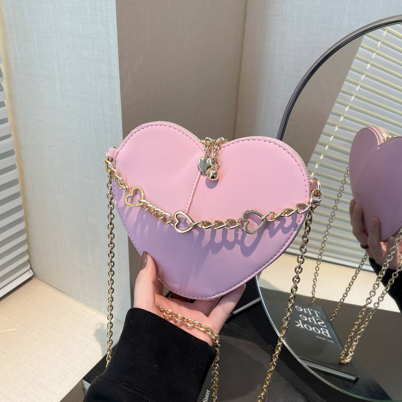 2025S New Model Designer Bag Love Fashion Spring Summer Small For Women Shoulder Edition Lipstick Crossbody Bag Totebag