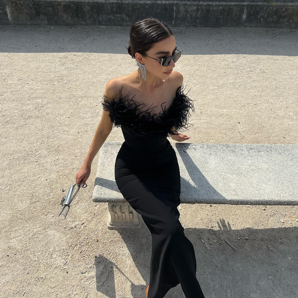 2025 New Strapless Dress with Feathers Fashionable and Elegant Tight Fitting Hip Hugging Sleeveless Party and Banquet Dress