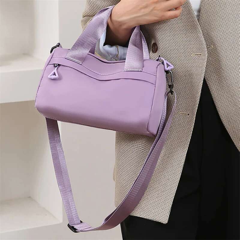 2025 Solid Colour Women Shoulder Nylon Can Tote Small Square Fashion Trend Multi-Pocket Slanting Cross Mother Bag