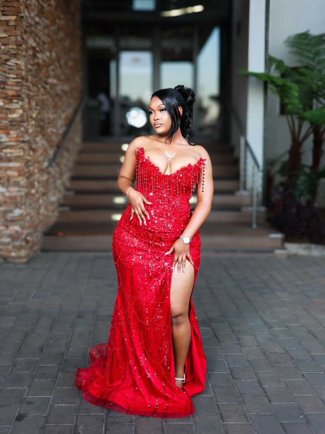 Red Mermaid Prom Dresses 2026 High Split Crystals Sequined Evening Formal Party Second Birthday Engagement Gowns Plus Size Dress For Special Occasions