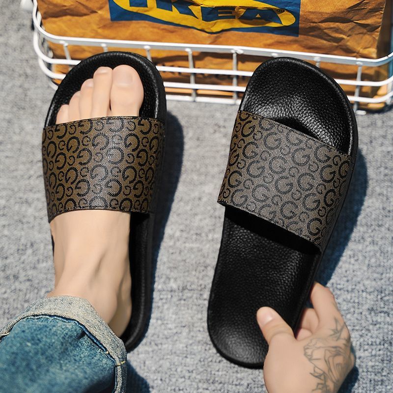 designer shoes 2025 Men's summer flip-flops with one-word design light luxury niche breathable leisure lightweight indoor and outdoor flip-flops 