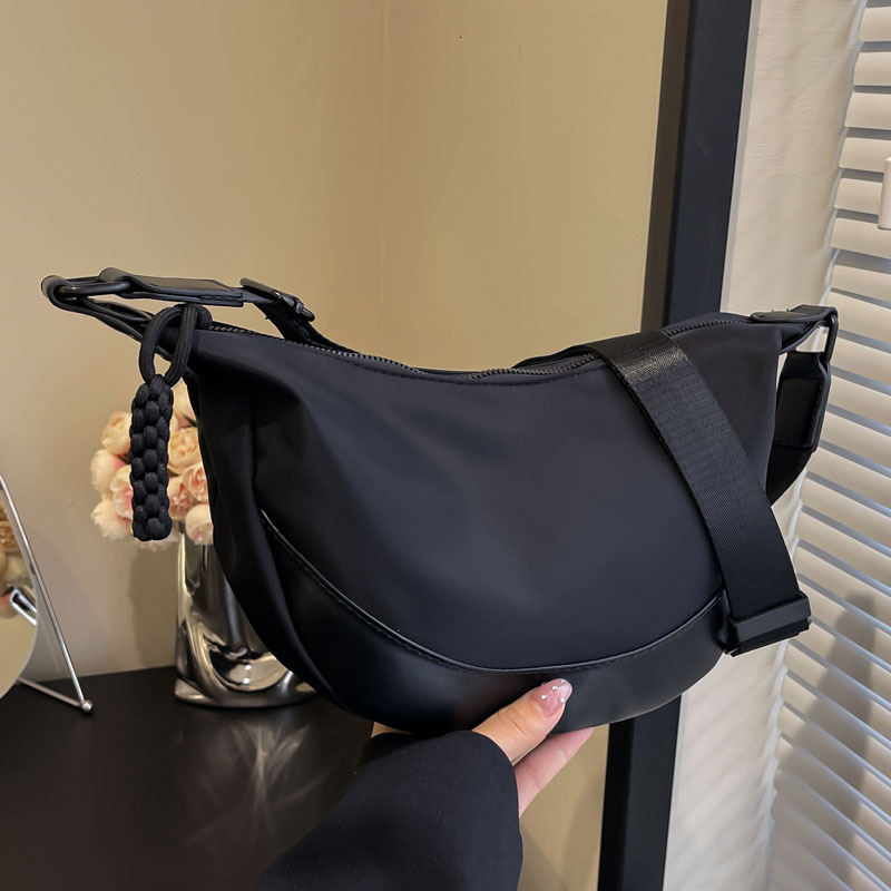 2025S Designer Women S Bag Casual Nylon For Women New Fashionable Korean Underarm Versatile Single Shoulder Crossbody Dumpling Bag