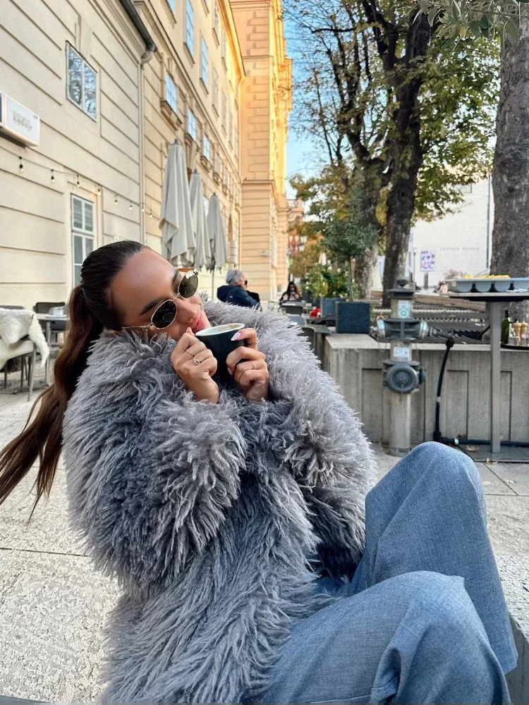 Chic Grey Fluffy Faux Fur Overcoat Women Lapel Full Sleeve Warm Loose Long Coats Lady Winter Daily Street Outwear 251028