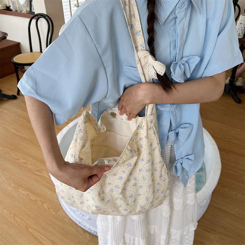 Retro ral Women's Shoulder Bag Large Capacity Female wer Canvas Underarm Crossbody Bags Casual Tote Girls Travel Handbags