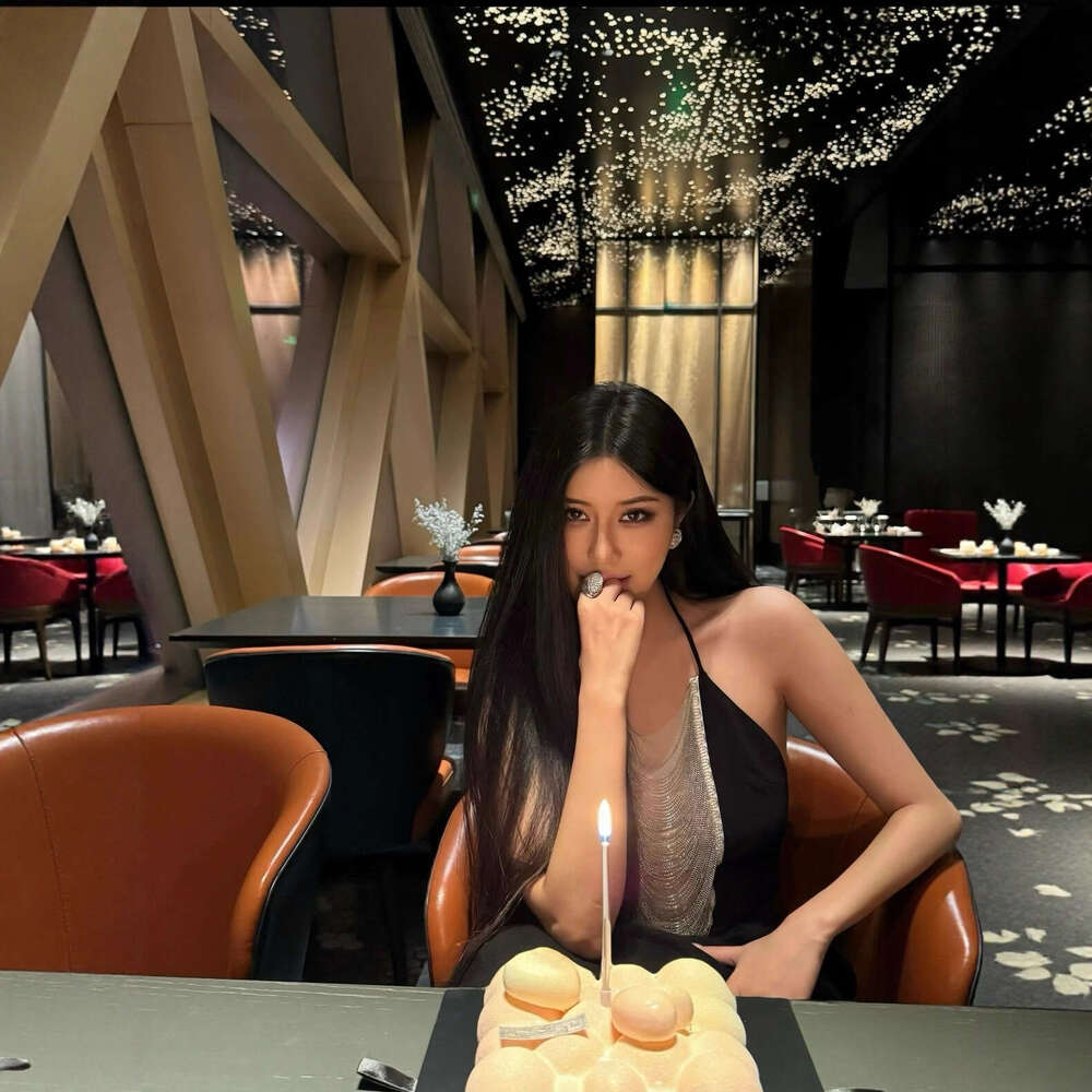 Haute Couture 25 New Niche Design Little Fragrance Style Shiny Tassel Camisole Women Versatile Slimming Top Trendy