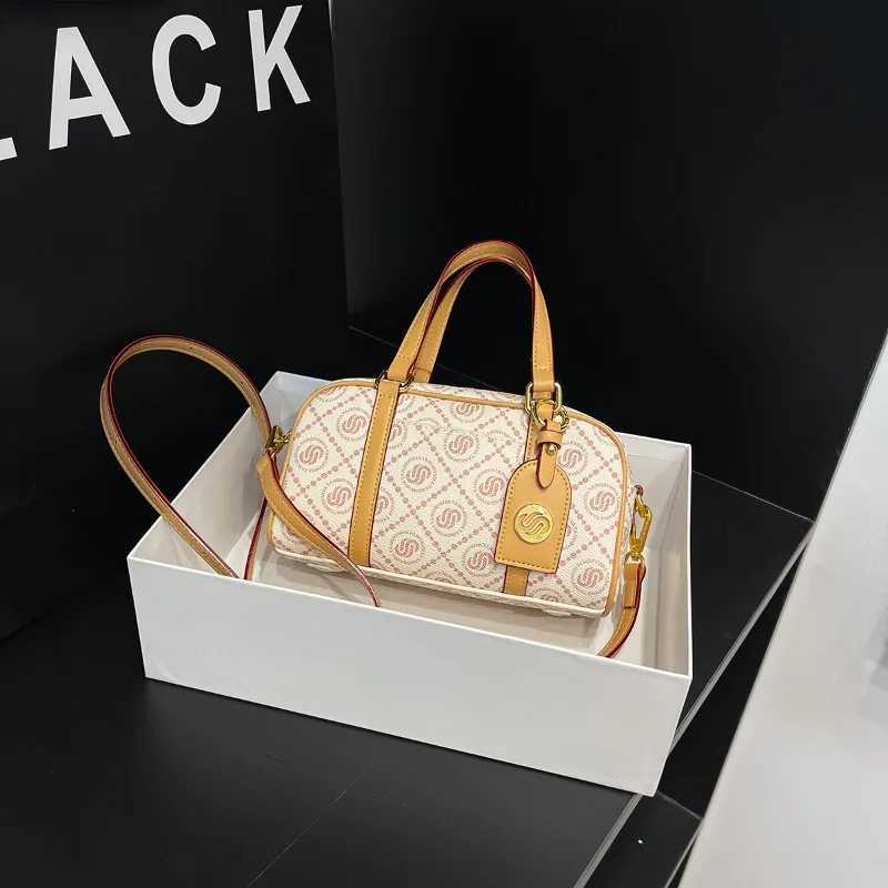 Luxury Best Superstar Show Commuter Bag Elegant Tote Purse Shopper For Business Women With Leather MaterialW251106