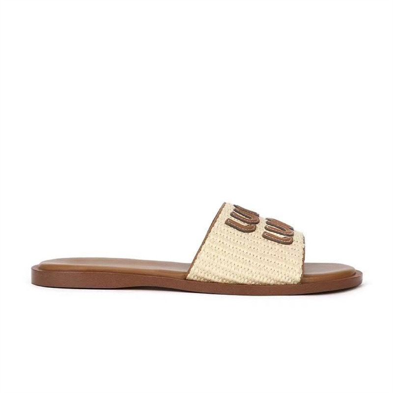Designer slippers free shipping 2025 new fashionable flat bottomed casual woven sandals indoor outdoor comfortable slippers for womens