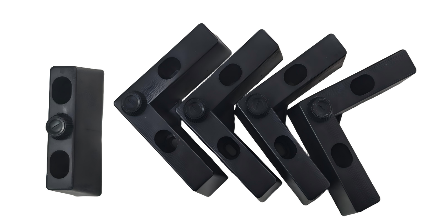 Set of Plastic Legs for Wicker Chairs - Includes 4xQ & 1xP Pieces