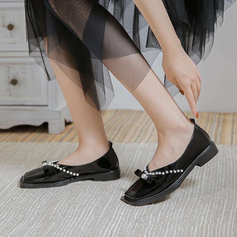 The 2023 New Fashion Brand Designed Women With Low Single Square Head Spring Large Size Casual Shoes 41-43