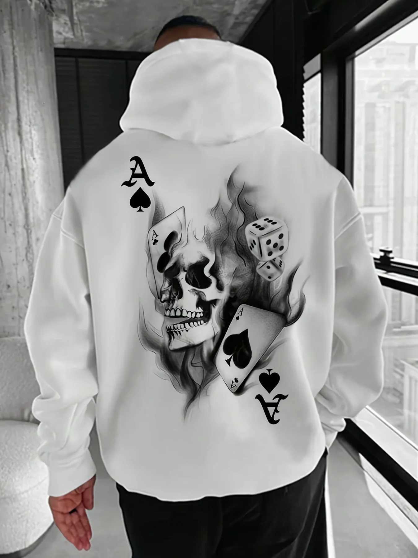 Mens autumn and winter casual fashion loose skull pattern printed long sleeved hooded sweatshirt warm pullover W251106