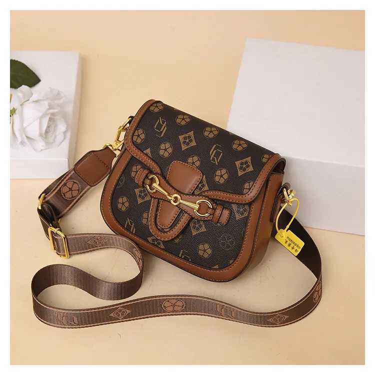 2025High - End Womens Bag Retro Saddle Bag with Fashion - Printed Small Square Design Versatile Shoulder and Crossbody BagW251106