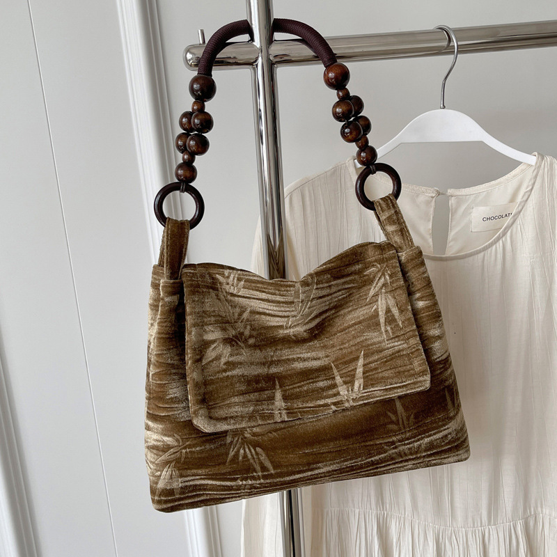 2025S Designer Women S Bag New Women S For Spring Summer Simple And Fashionable Embroidered Armpit Bag Niche Chinese Style Versatile Shoulder Bag
