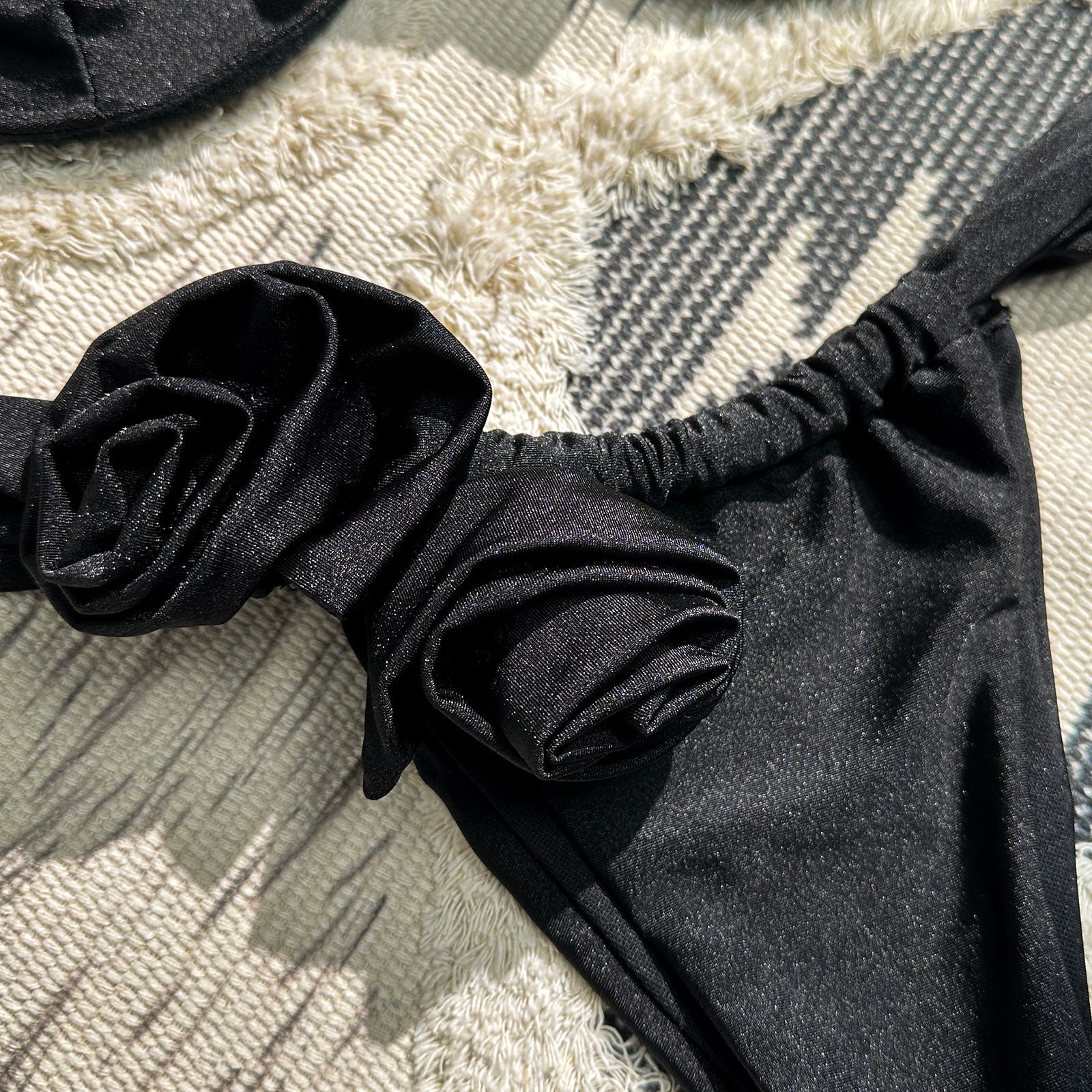 Bikini swimsuit women's split solid color steel holder gathers 2025 new sexy bikini