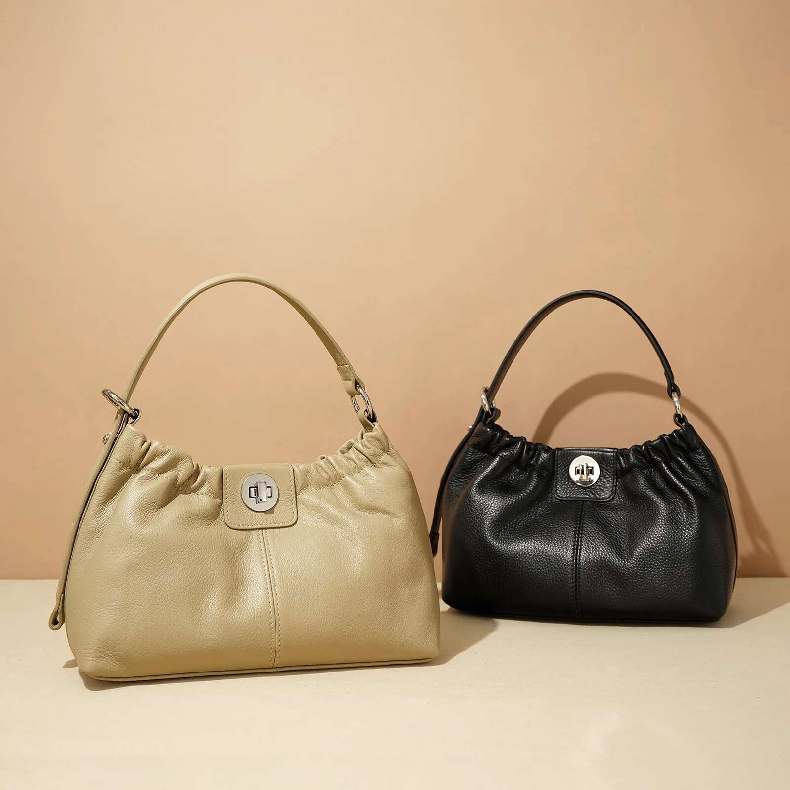 New Soft Leather High-Grade Pleated Underarm Shoulder Bag Niche Design Fashion Lock Ladies Handbag