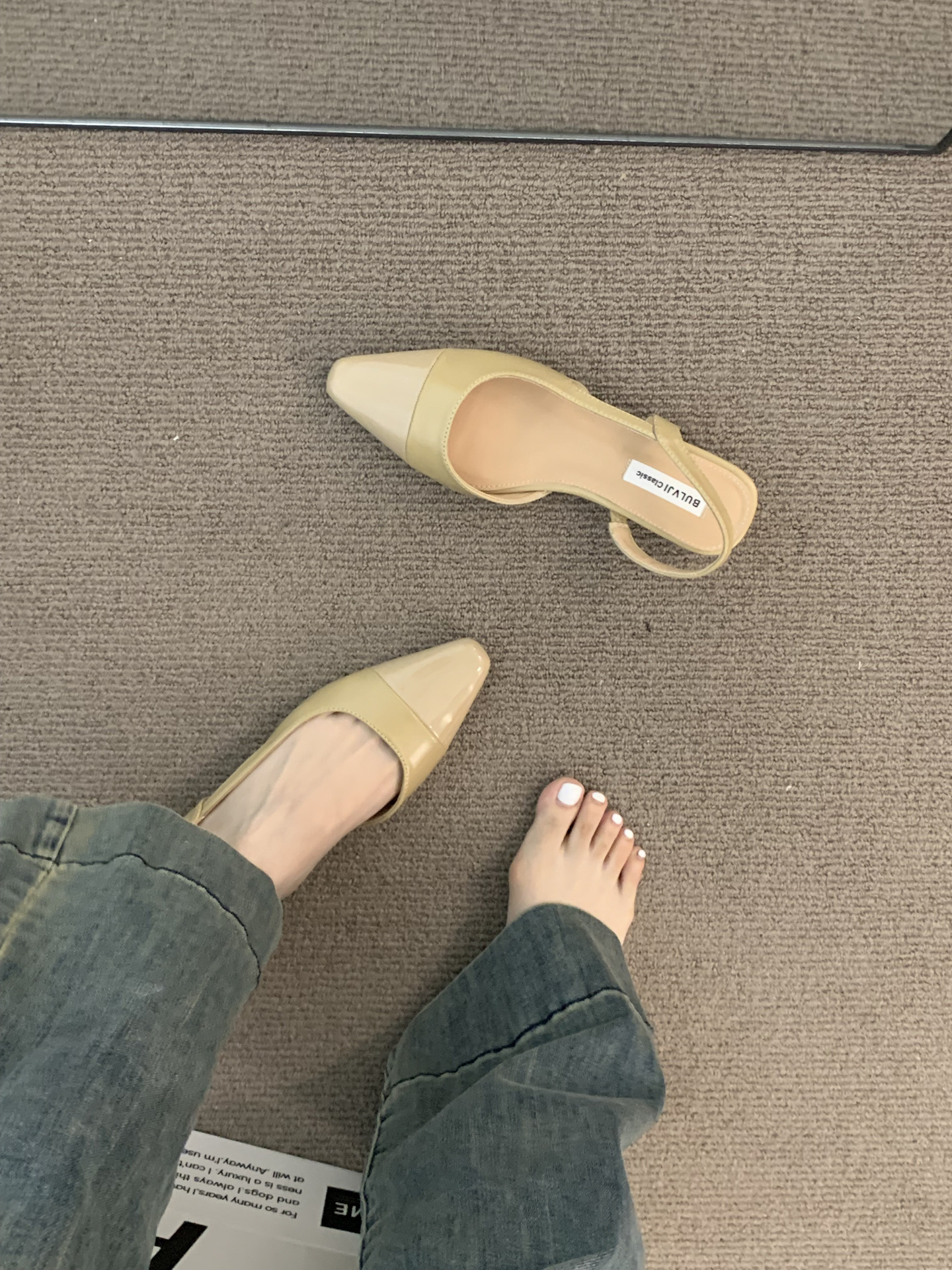 Women 2025 new low heeled stylish sandals toe caps fashion thick heels elegant and classic high heels classic simple