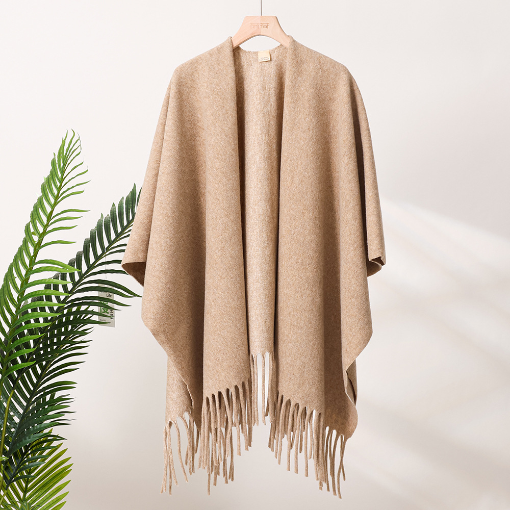 K323 High-grade pure color outer wear thickened wool split large shawl women's cape cloak winter warm shoulder neck guard
