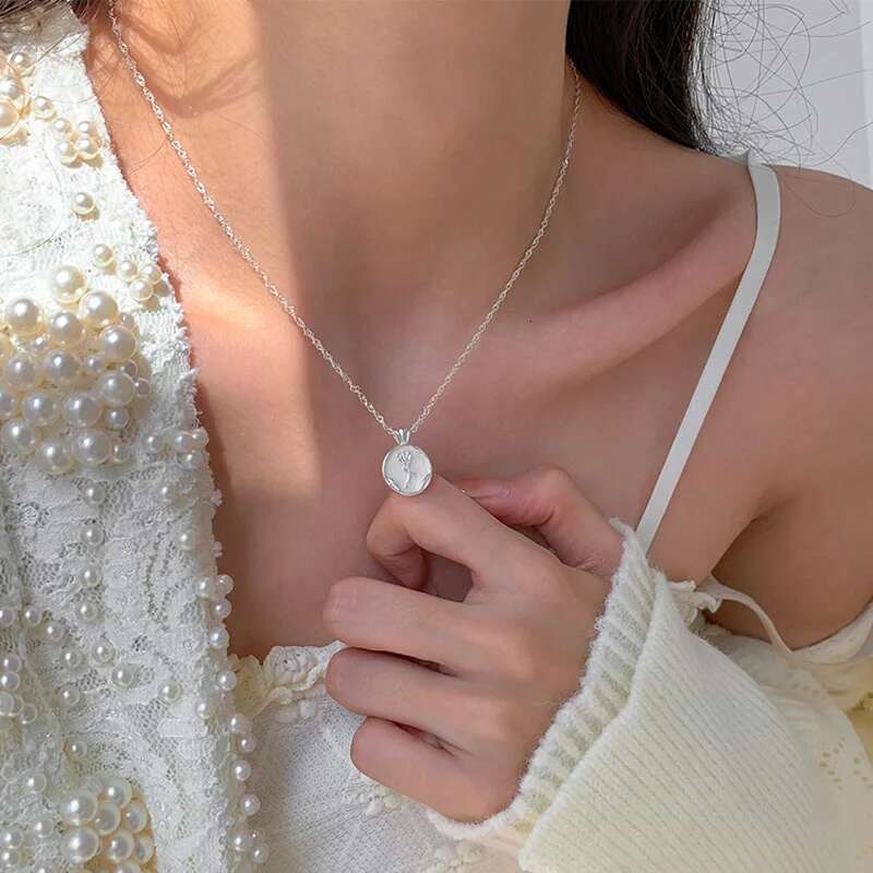 New Sterg Sier Relief Round Enamel Tulip wer Pendant Dazzg Necklace For Women Wedding Gift Fine Jewelry NK186