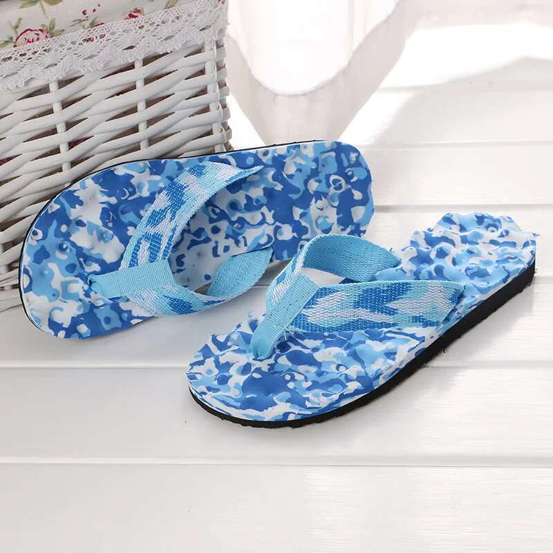 2025 Summer New Women's Casual Massage Durable Flip Cover Designer Fashion Beach Sandals Flat Shoes Room Slippers