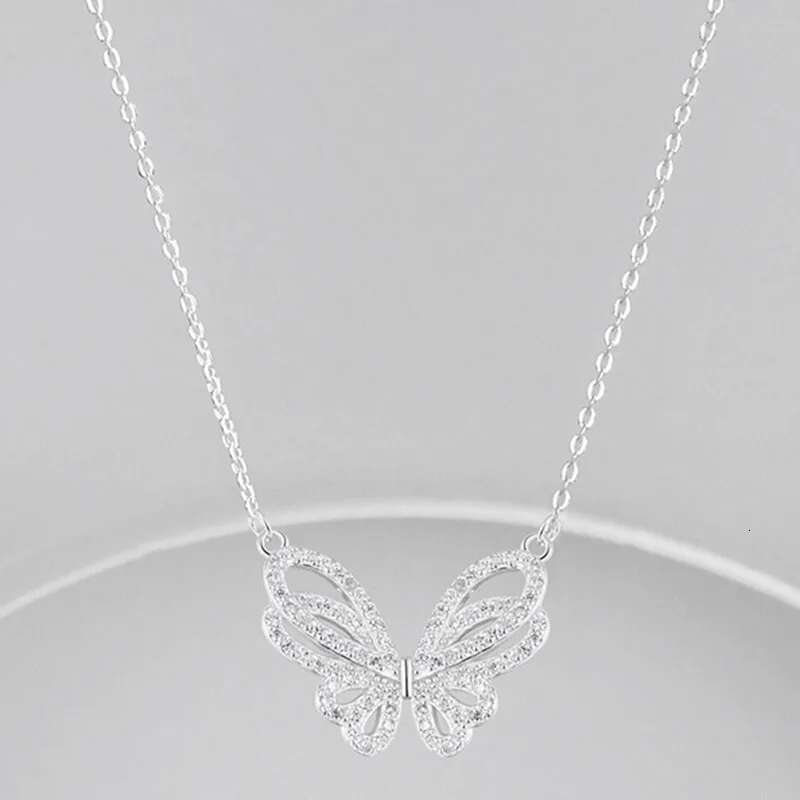 New Sterg Sier Shiny Full Zircon Butterfly Pendant Necklace O-Chain For Women Wedding Engagement Fine Jewelry Wholesale