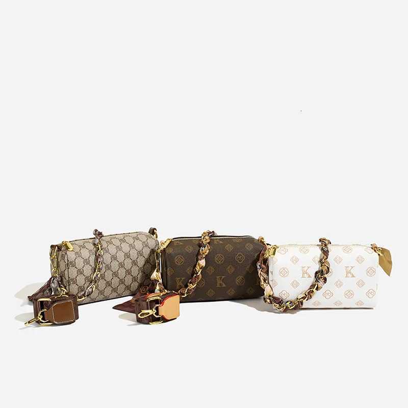 Elegant Minimalist Crossbody Handbag With Vintage For Women Commuter Simple And LuxuryW251106