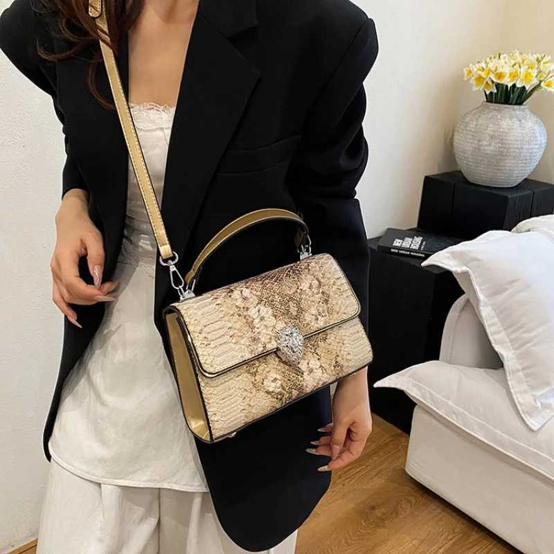 Classic Leather Shoulder Bag for Ladies Womens Handbag with Crossbody Option by Luxury Brand Famous DesignerW251106