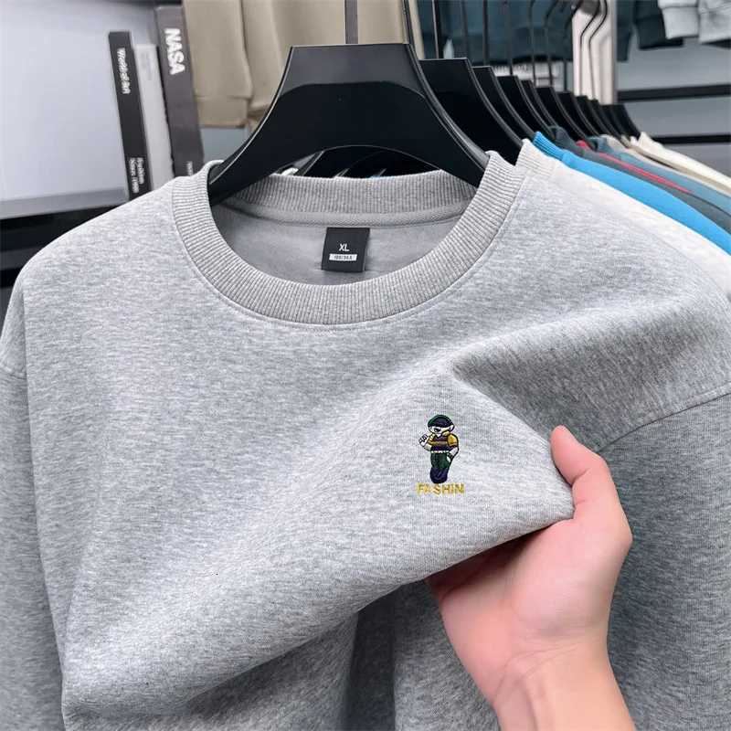 High End Hoodie for Men in Autumn and Winter 2025 with A Pure Cotton Texture and Trendy Embroidery for Interior and Exterior W251106