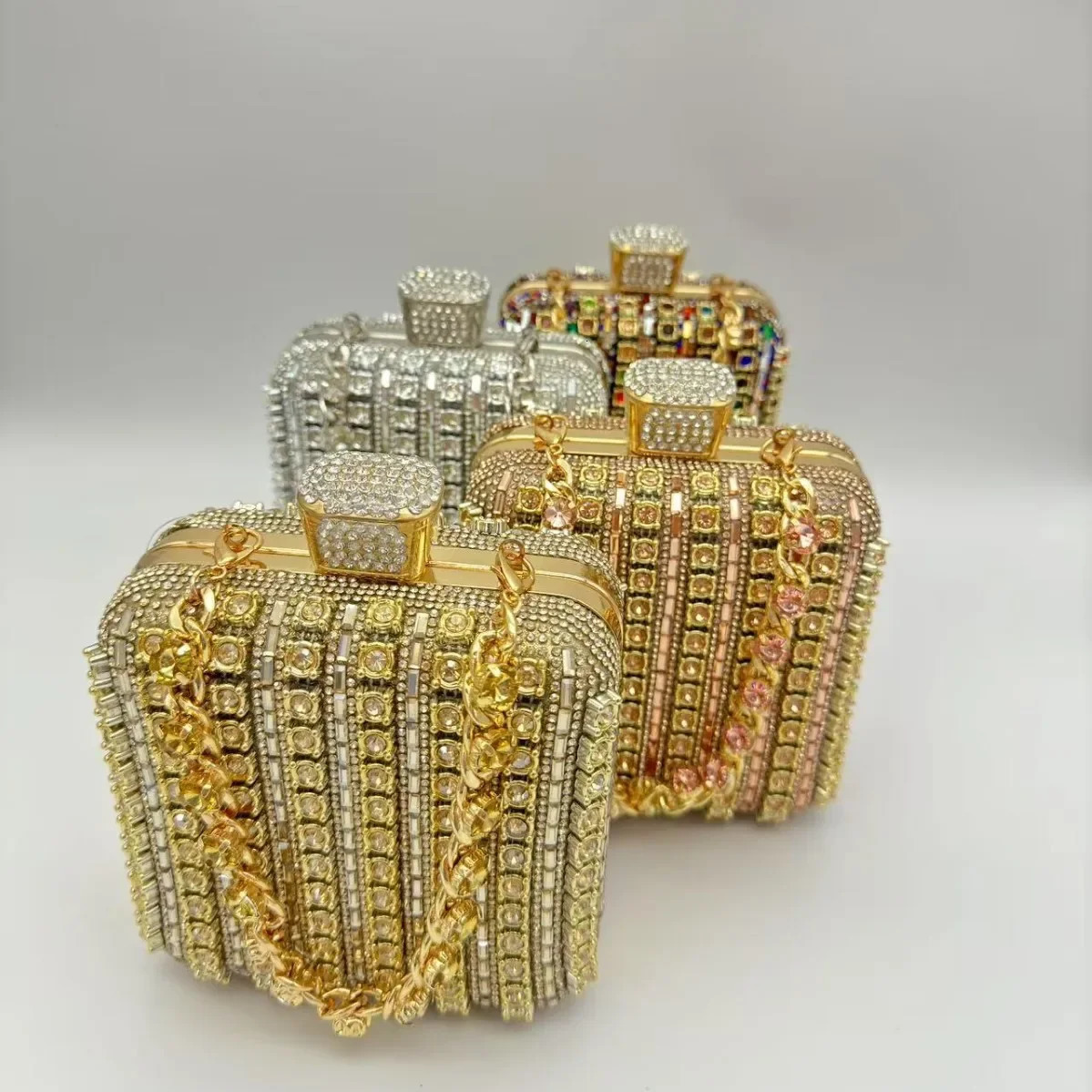Handmade Diamond Encrusted Square Clutch Evening Bag Small Size Portable Sparkling Polyester Fiber Dinner Bag for Women 251106