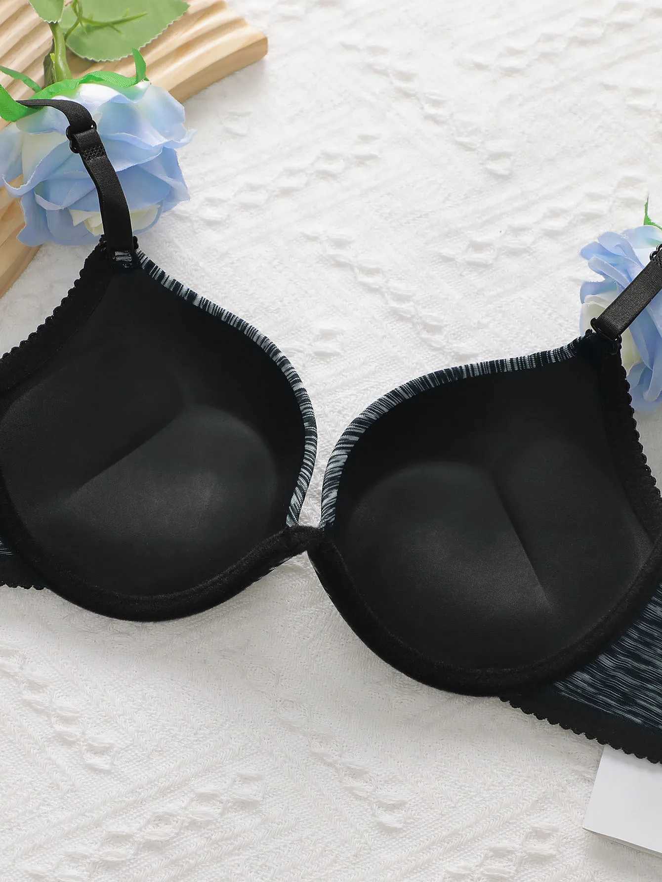 Womens sexy embroidered lace lingerie set with steel rims gathered push ups and underwear comfortable fit set A3185XJ251106