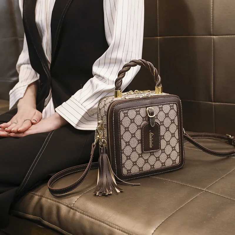 Womens Elegant Leather Tote Bag Handbag Shoulder Bag Crossbody Bag Luxury Brand Famous DesignerW251106