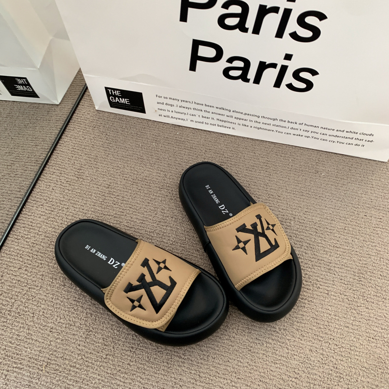 Free shipping designer women's summer super soft cool slippers, thick-soled flip-flops, Korean version, trendy and trendy outerwear half-slippers