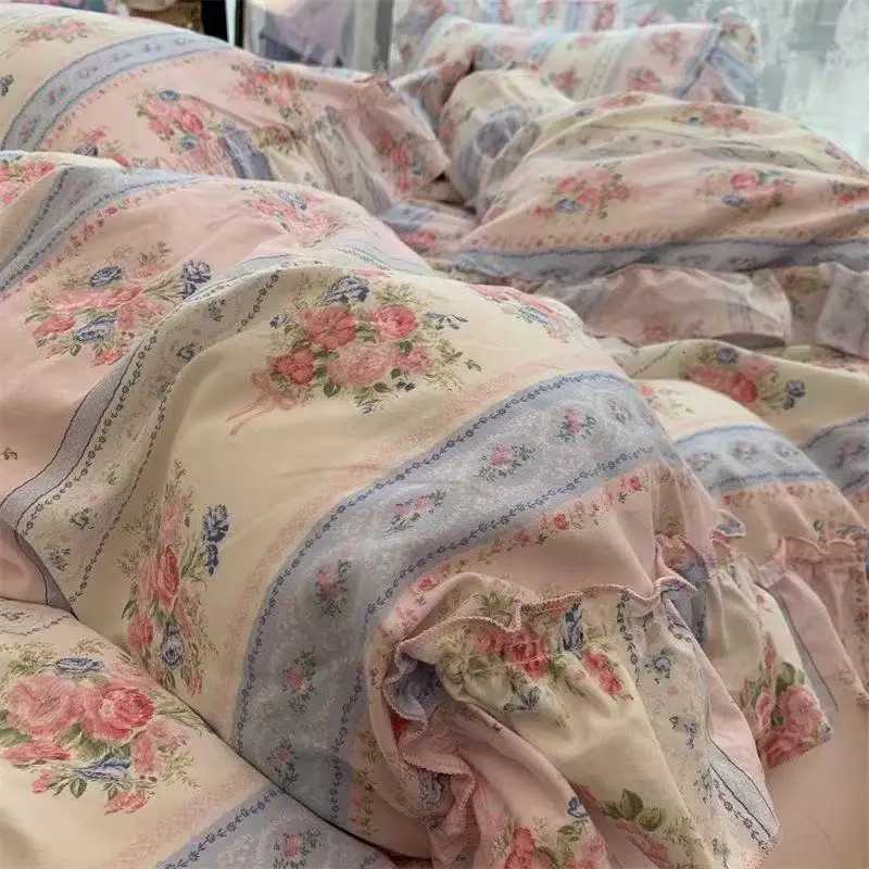 Designer Korean Style Princess Floral Bedding Set Washed Cotton Vintage French Pastoral Flowers Lace ruffles Duvet Cover Set Pillowcase Y251106