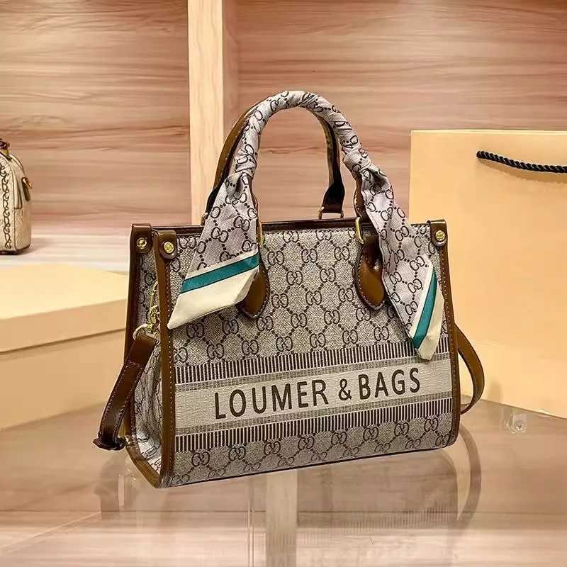 Stylish Ladies Shoulder Bag Premium Leather Crossbody Handbag Famous Designer Women Tote MessengerW251106