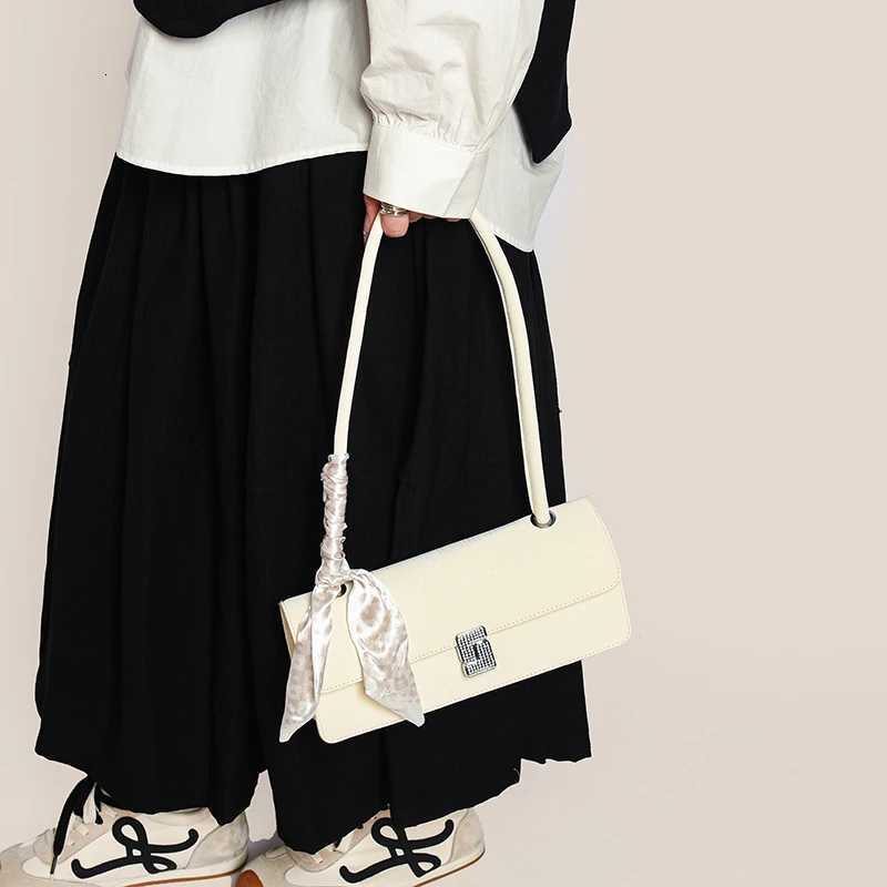 Ladies Shoulder Bag Crossbody Leather Handbag With Gold Accents By Famous Designer Luxury Brand PopularW251106