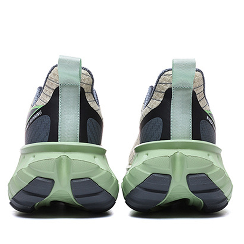 Men's shoes mesh breathable sports shoes Outdoor soft sole lightweight sneaker for teenagers running training trendy shoe