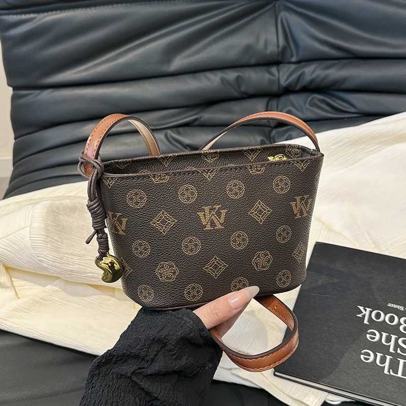 Adjustable Strap Ladies Crossbody Bag Genuine Leather Shoulder Handbag Womens Versatile Tote PurseW251106