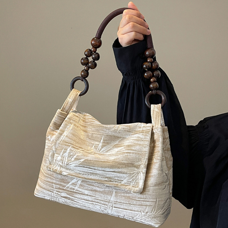 2025S Designer Women S Bag New Women S For Spring Summer Simple And Fashionable Embroidered Armpit Bag Niche Chinese Style Versatile Shoulder Bag