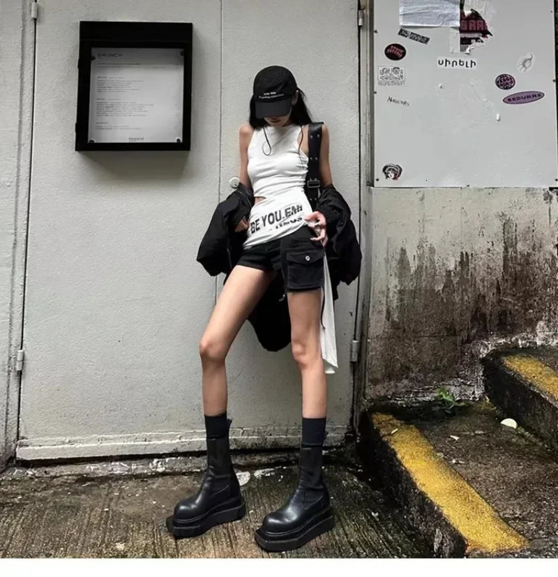 High Street Sweet Cool O-neck Sleeveless Caminoles Harajuku Gothic Y2k American Top Personalized Loose Hollow T-shirt 250402