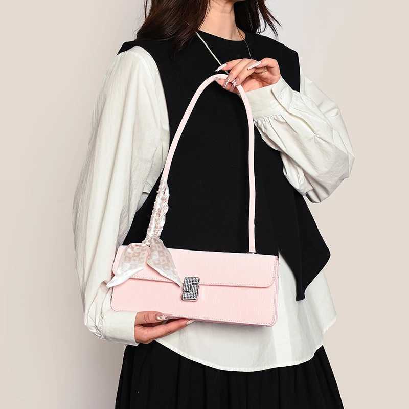 Ladies Shoulder Bag Crossbody Leather Handbag With Gold Accents By Famous Designer Luxury Brand PopularW251106