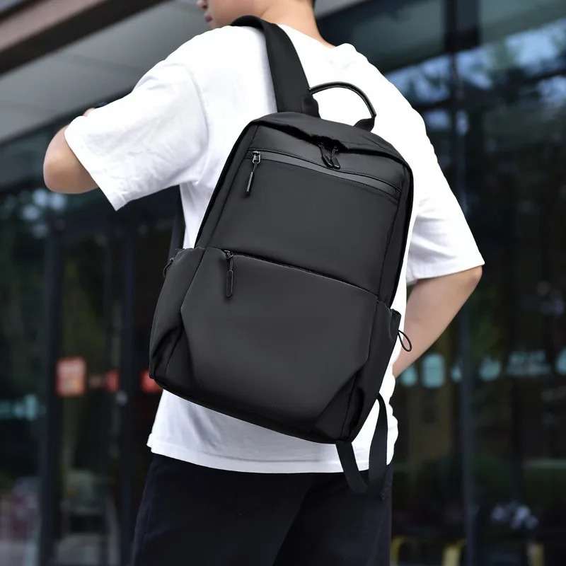 High capacity solid zipper waterproof nylon backpack business computer bag selling mens bag Paquete Masculino Mochila 250402