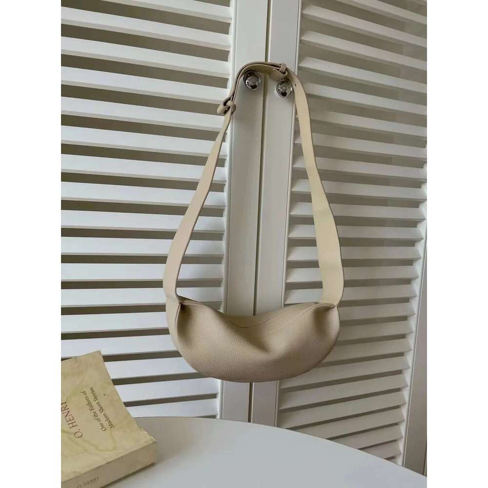 Ins Chic Elegant Banana Pea Shape Leisure Dumpg Hobo 100% Real Leather Women Crossbody High-End Messenger Bag