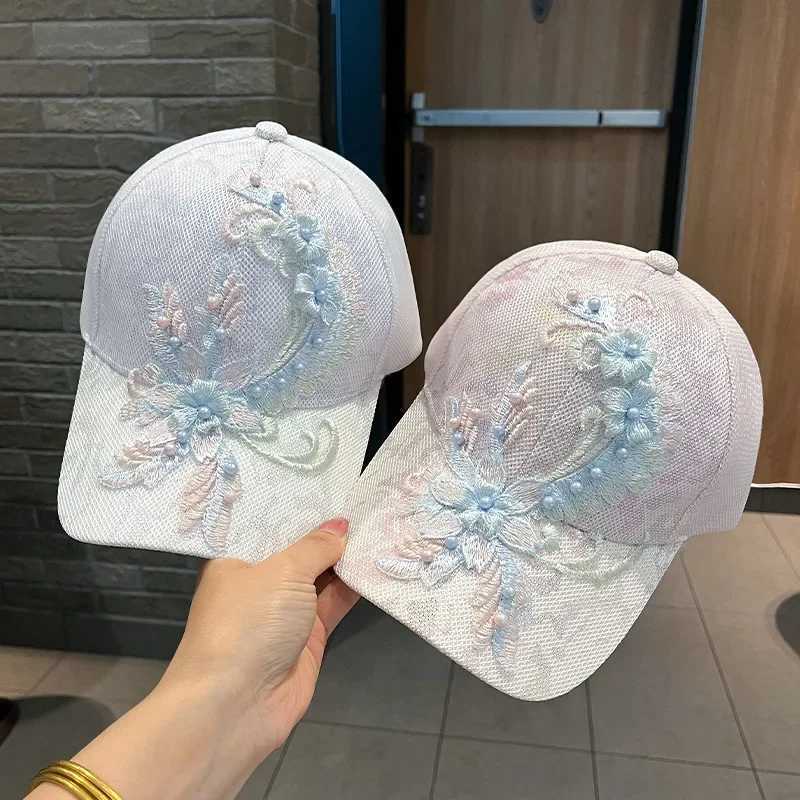 Womens Baseball Cap Summer Thin Section Sun-shading Duck Tongue Cap Breathable Applique Beading Lace Rebound Hat Mesh Hat L251105